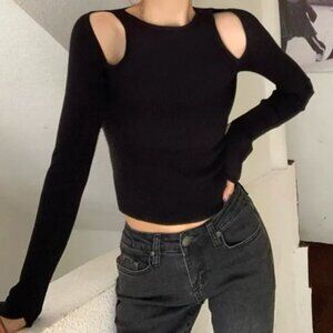 DYNAMITE Cropped Cut Out Long Sleeve Tee